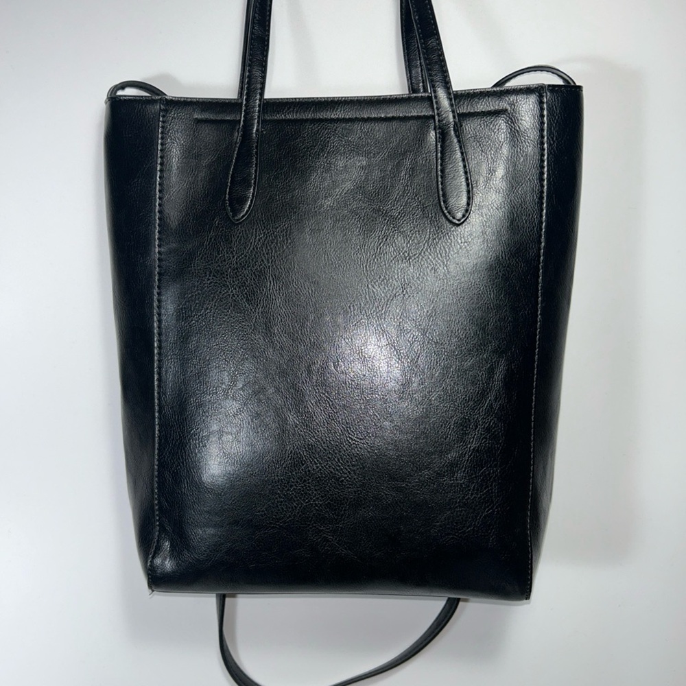 Banana Republic Black Crossbody Bag - Picture 2 of 9